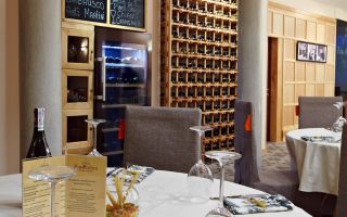 Aperçu des armoires pour restaurants, les nuances de choix