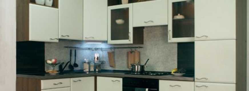 Types de meubles de cuisine d'angle pour un petit espace, photos de solutions toutes faites