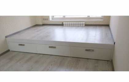 Fabrication de lit de podium à faire soi-même, outils nécessaires