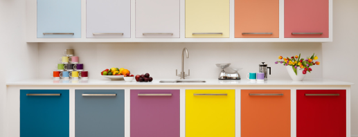 Quels types de couleurs de meubles existent, des photos avec leurs noms
