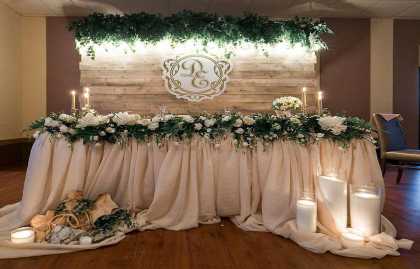 Idées pour décorer une table de mariage, solutions classiques et créatives