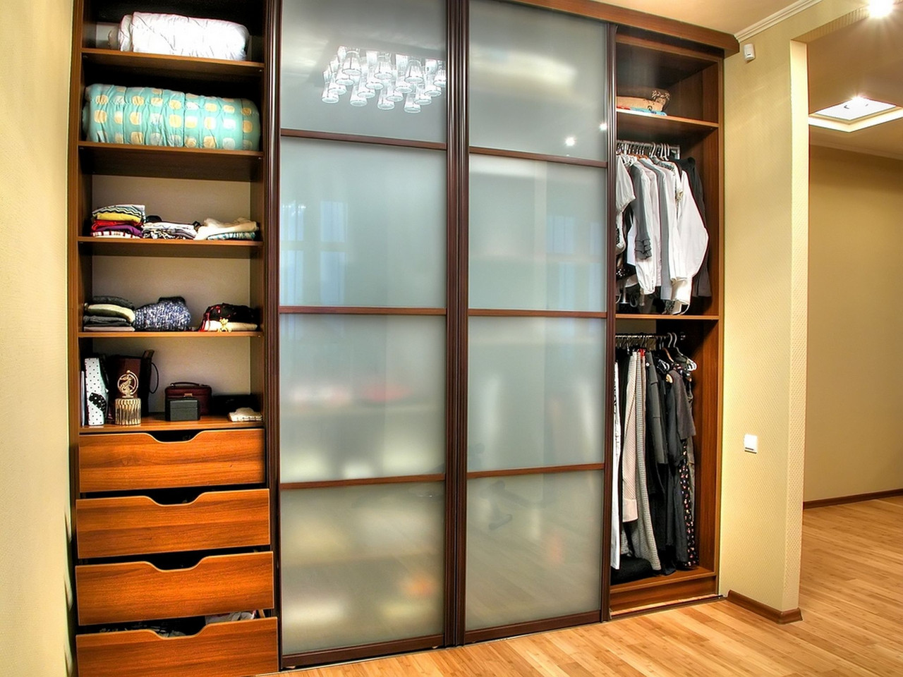 Remplissage pour un placard ou dressing