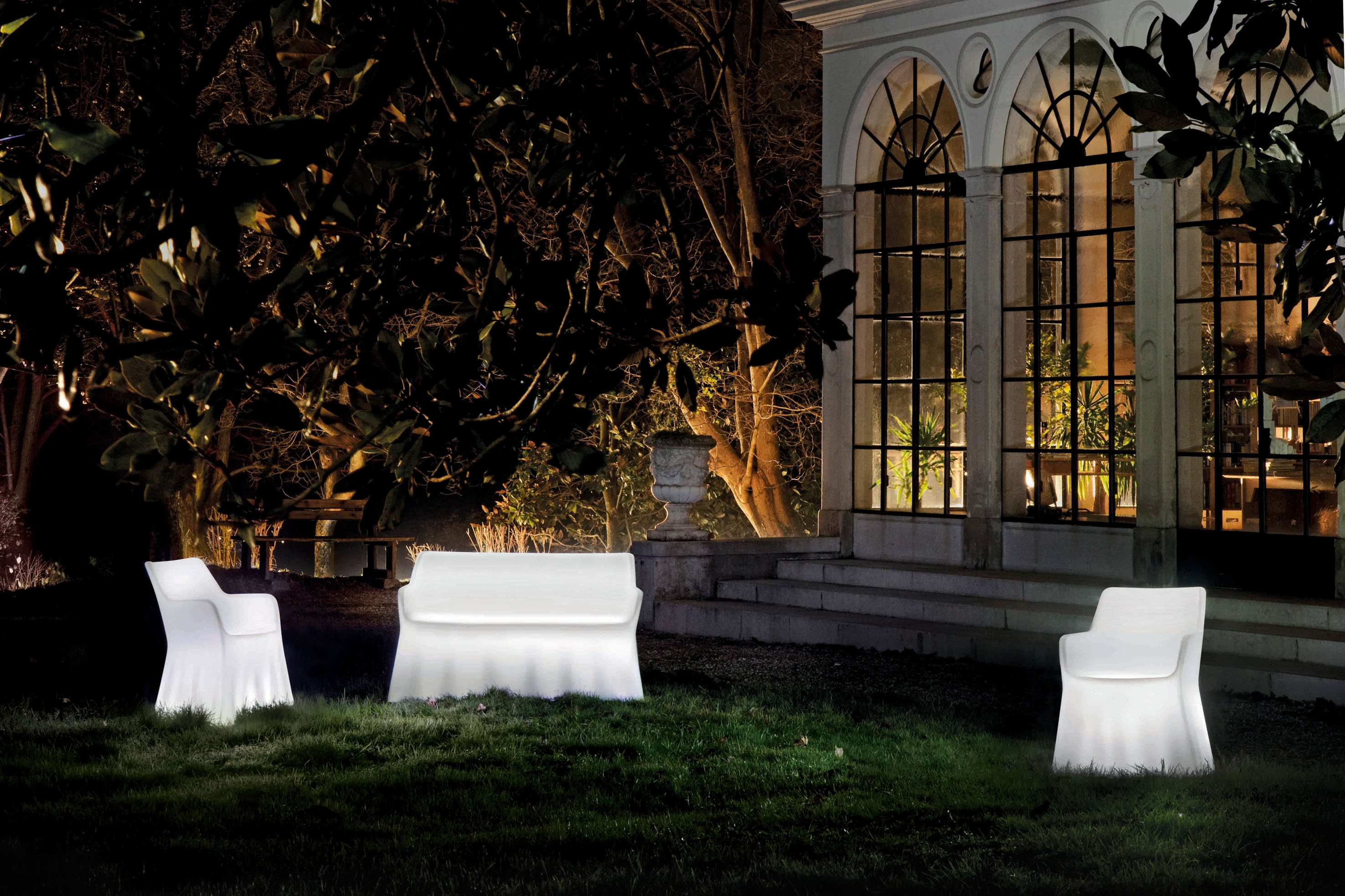 Beau mobilier blanc