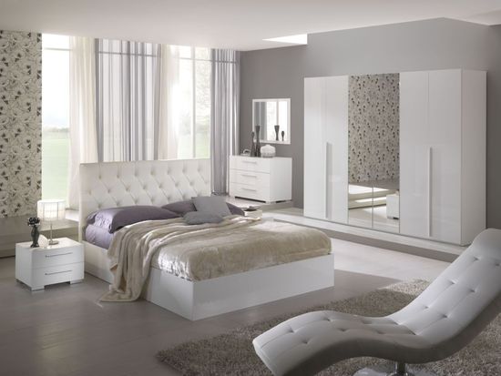 Couleurs blanches dans la chambre
