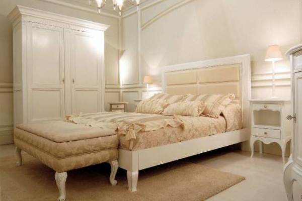 Mobilier de style provençal pour une chambre