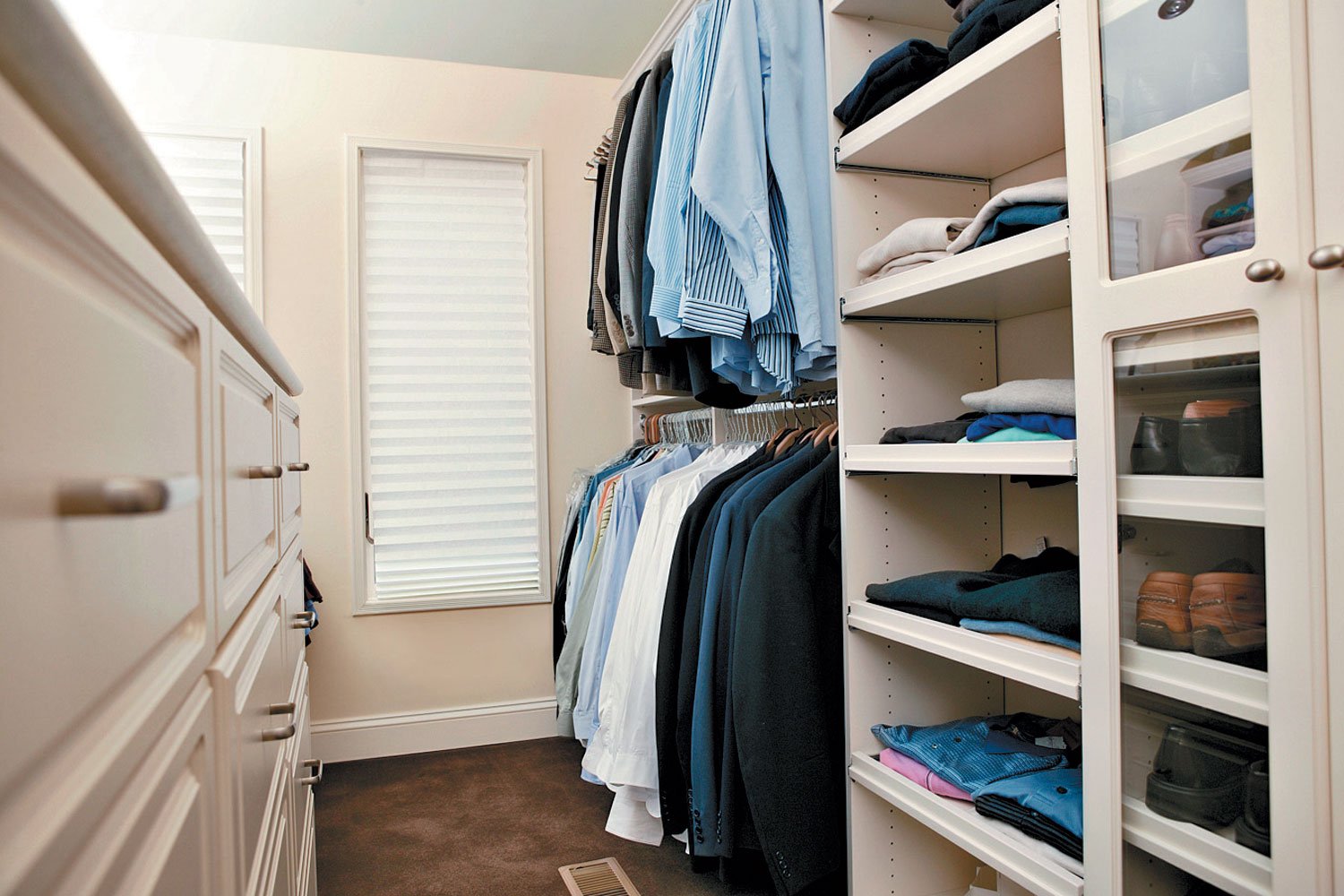 Zonage pratique de l'armoire dans le garde-manger