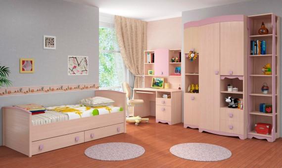 Choisissez des articles pour la décoration de la pièce