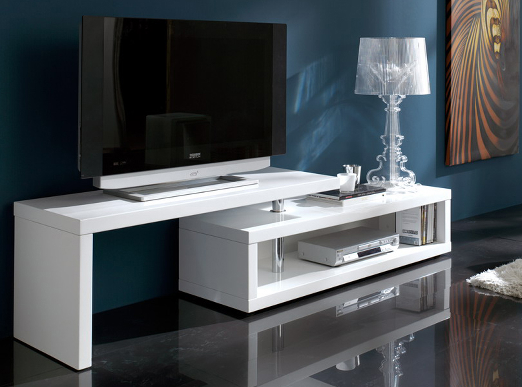 Beaux meubles blancs