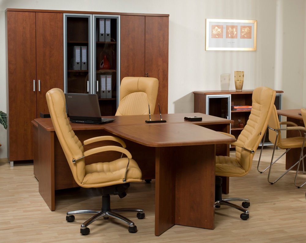 Chaise de bureau à roulettes