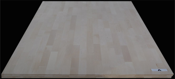 Planche de meubles en bouleau épissé