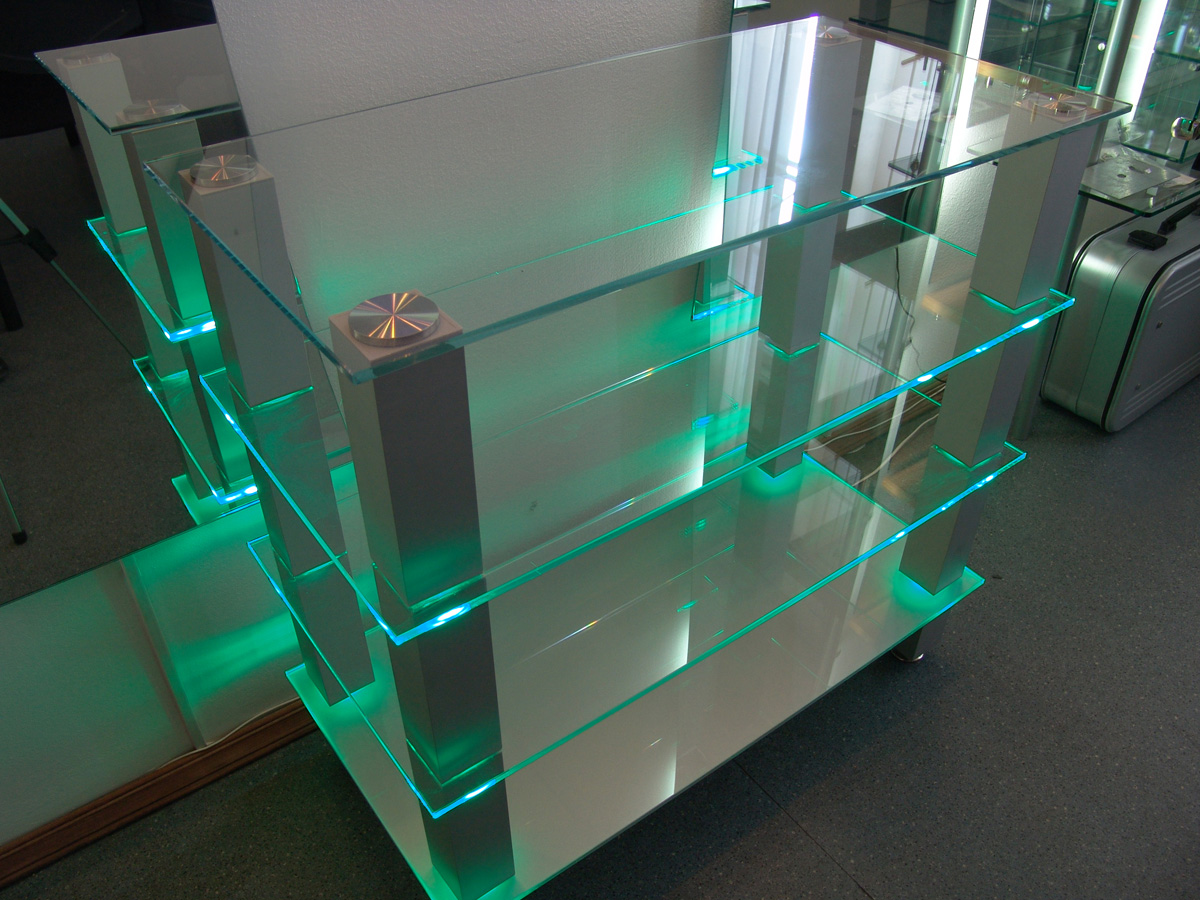Armoire en verre