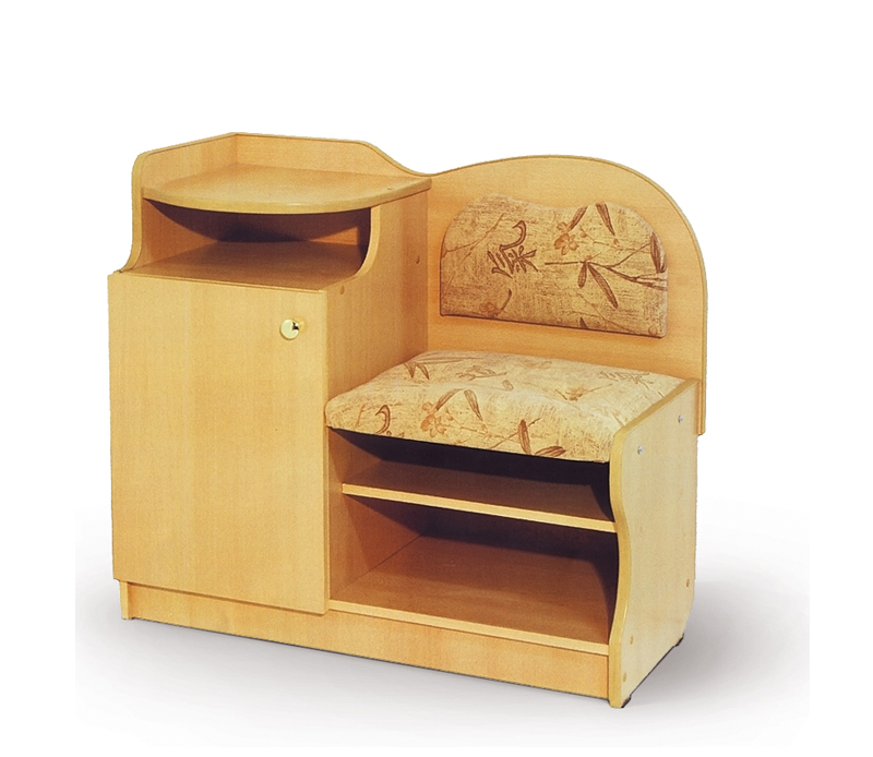 Armoire avec siège
