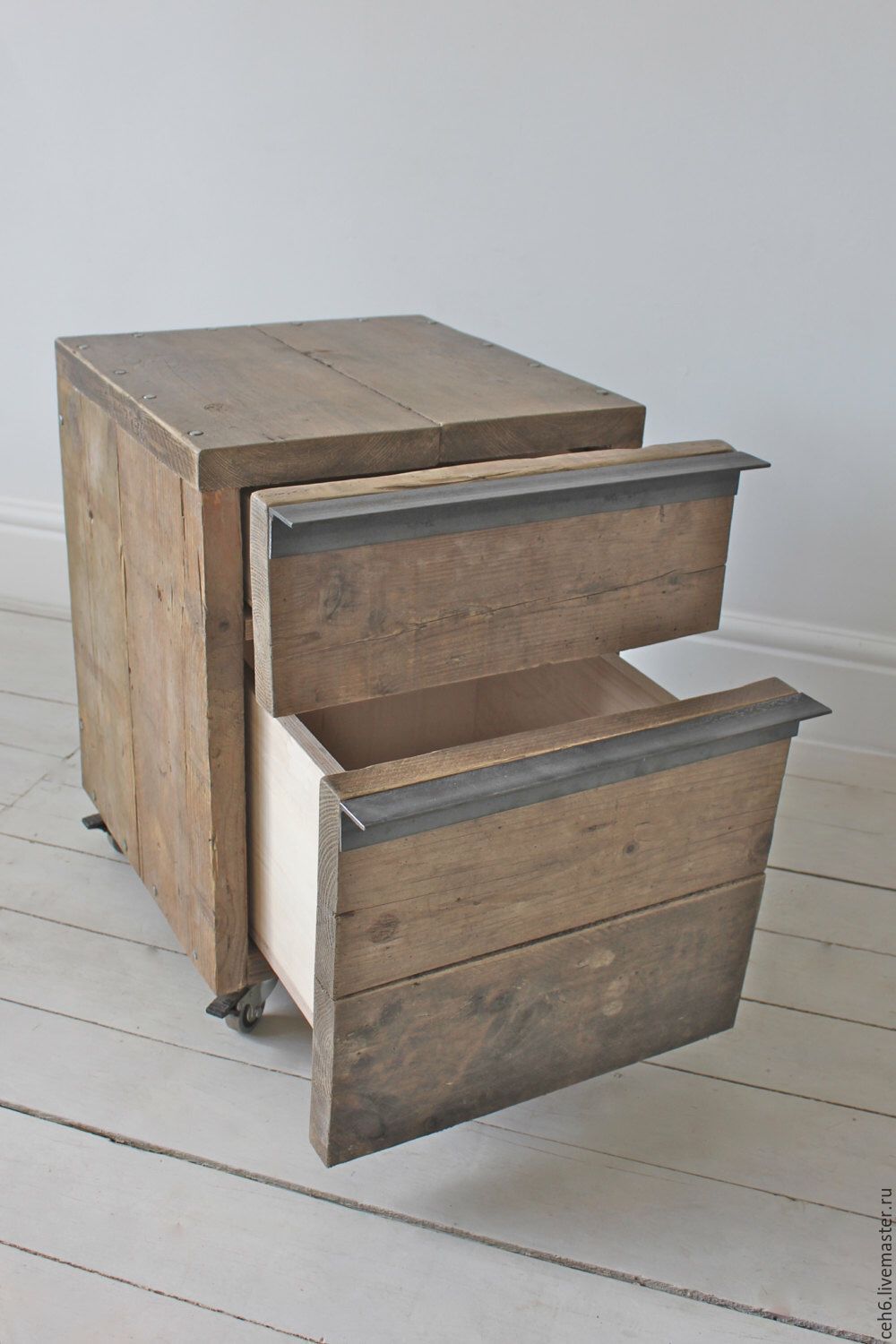 Tiroir en bois