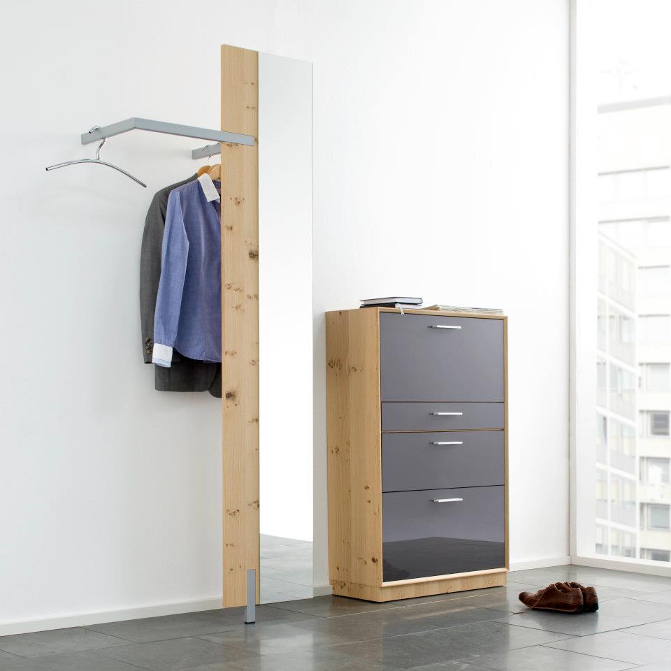 Poitrine et miroir
