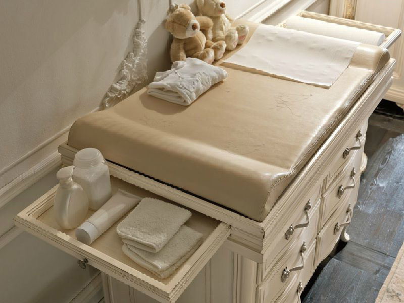 Commode avec table à langer