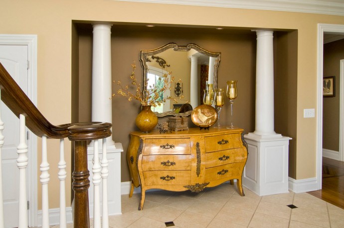 Commode jaune