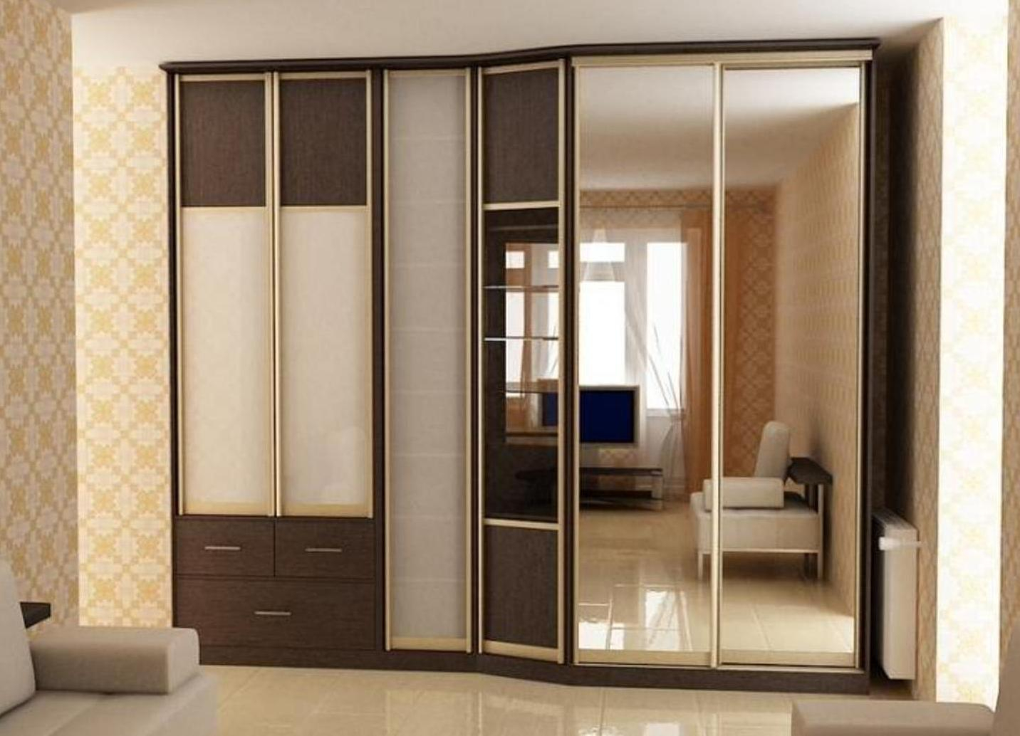 Armoire avec miroir