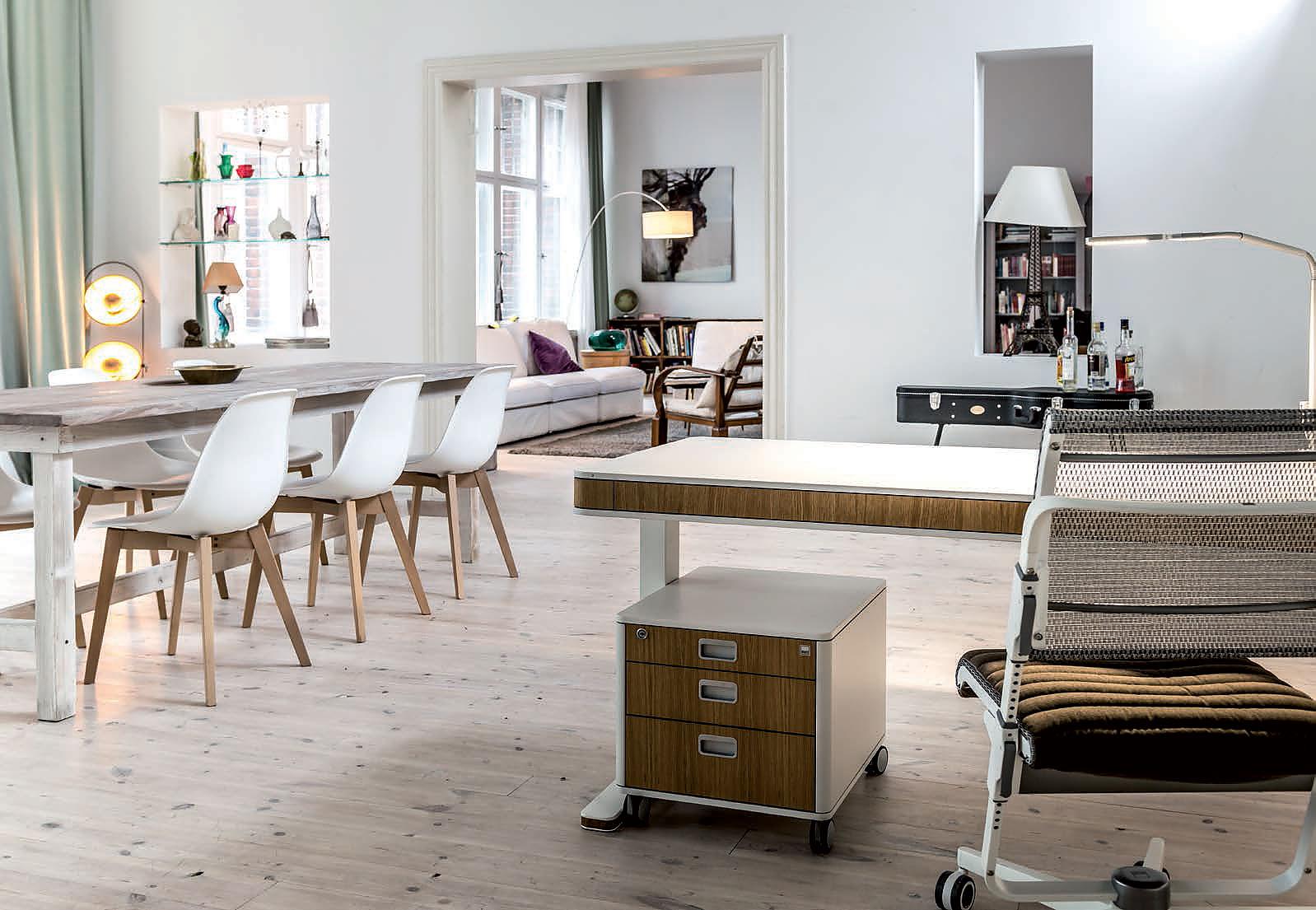 Armoire de table