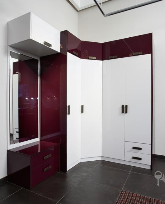 Armoire haute technologie