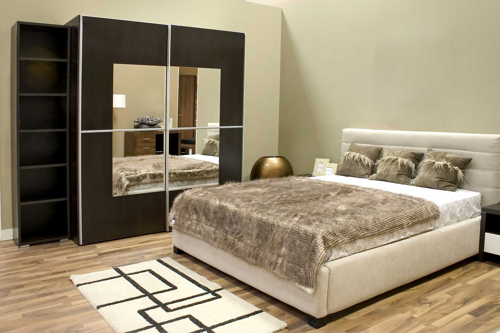 Armoire coulissante - créez un intérieur unique pour votre chambre