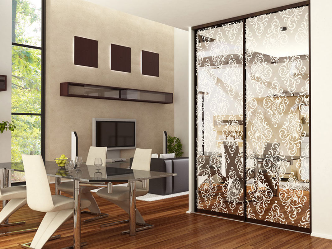 Armoire coulissante dans un salon