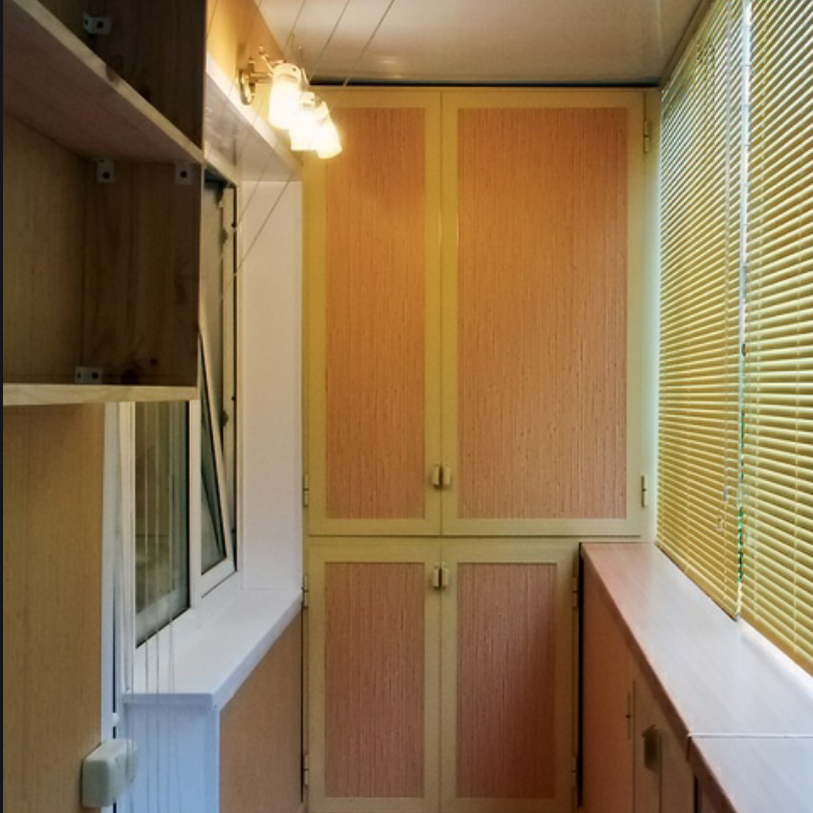 Armoire sur les options de conception de balcon