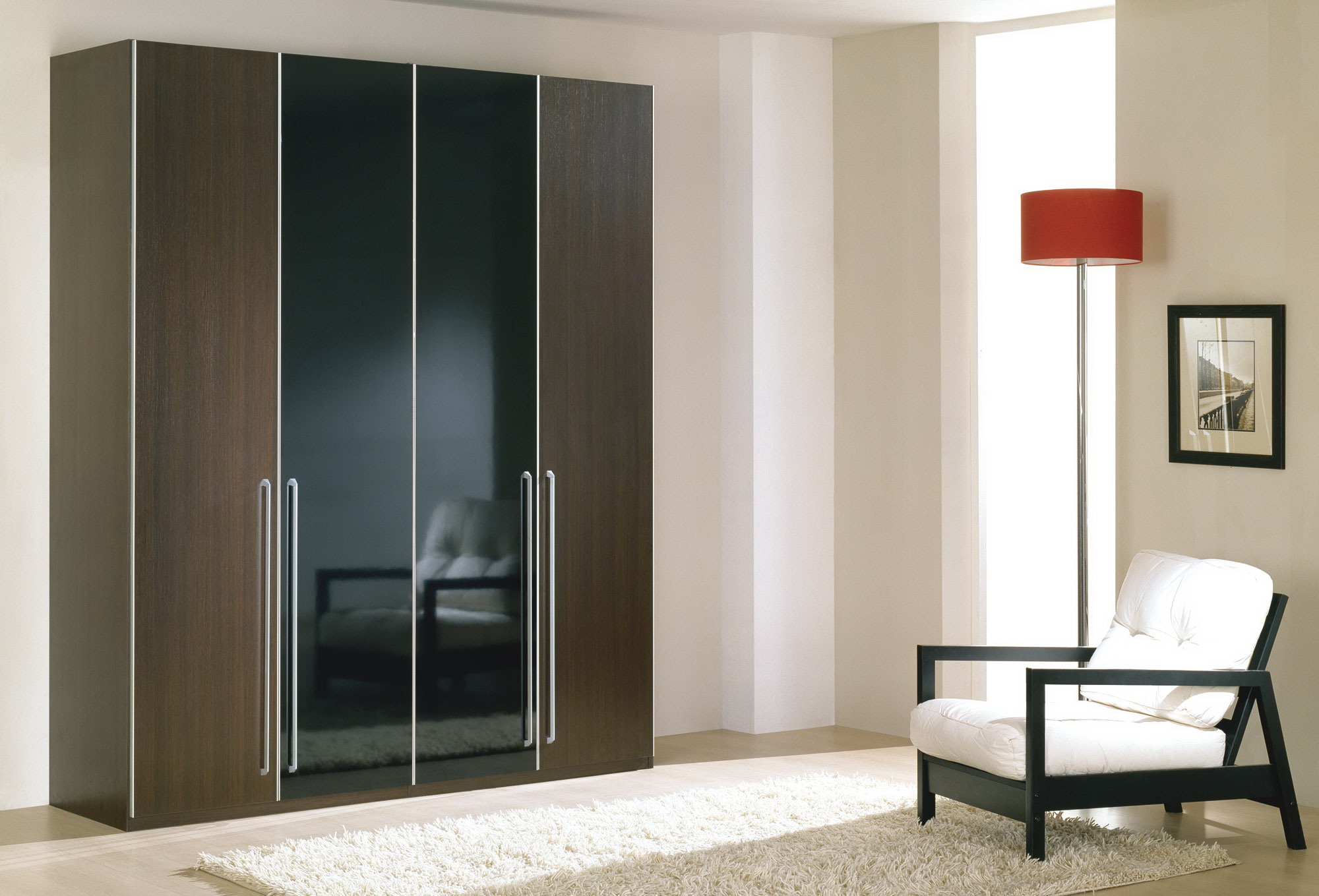Armoire à charnière sombre
