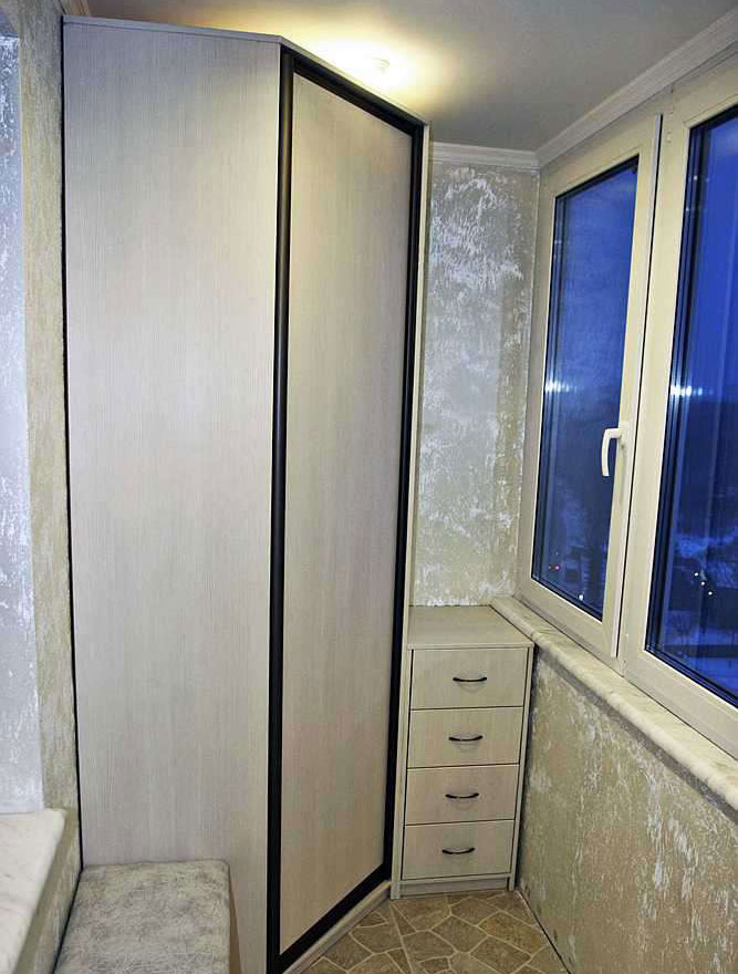 Armoire d'angle