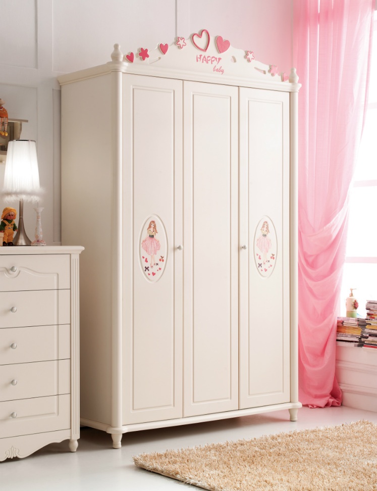 Grande armoire blanche