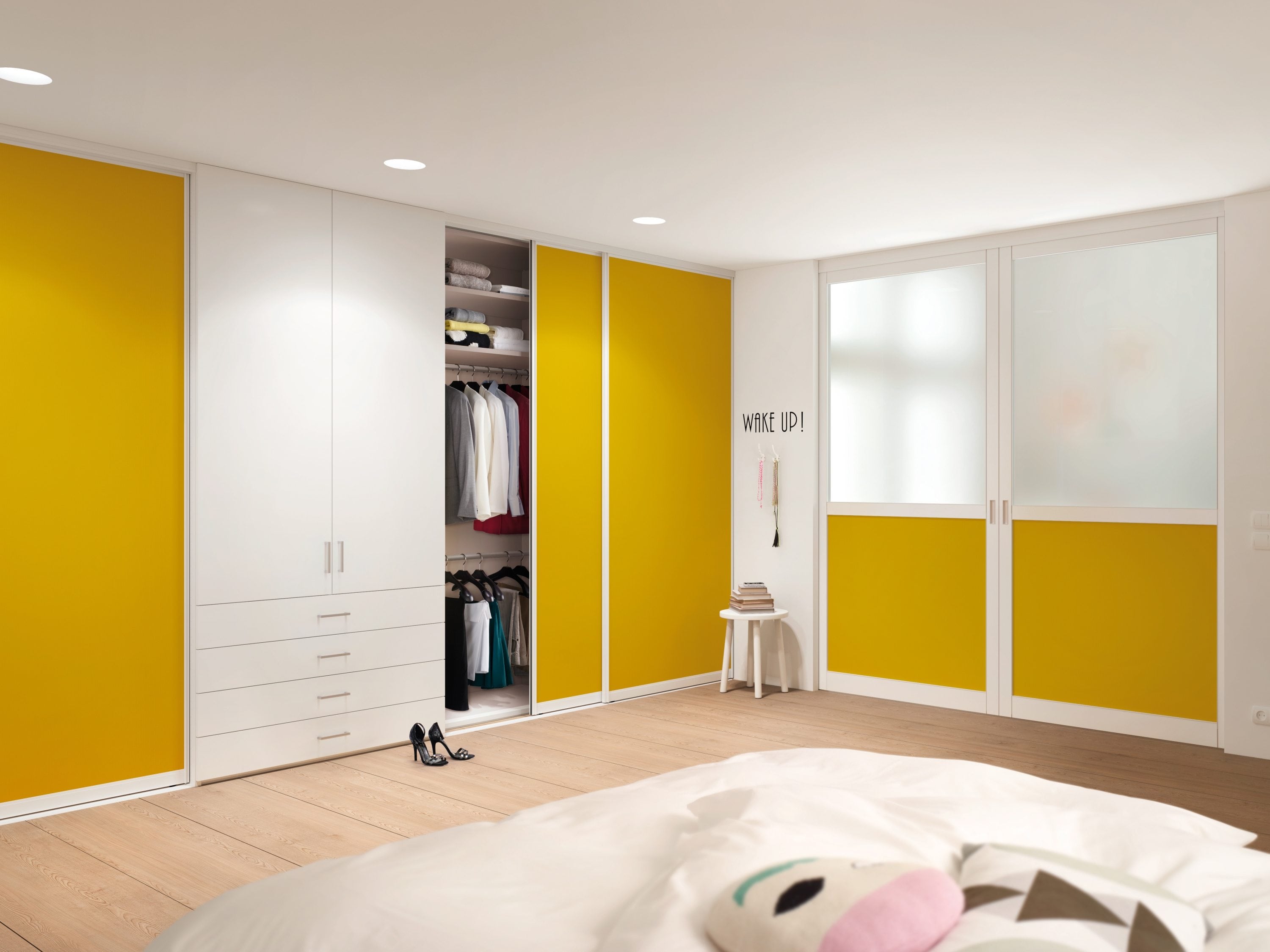 Armoire brillante - la tendance principale