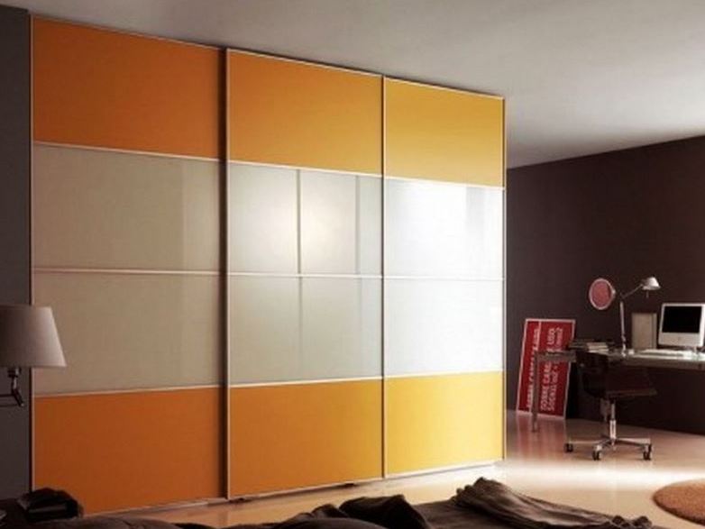 Façade orange