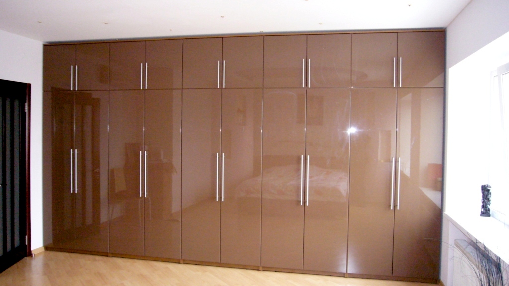 Armoire battante