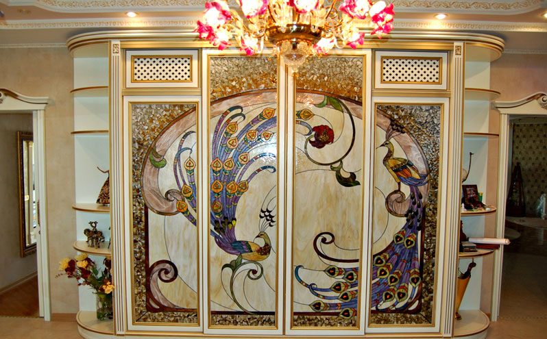 Dessin sur l'armoire
