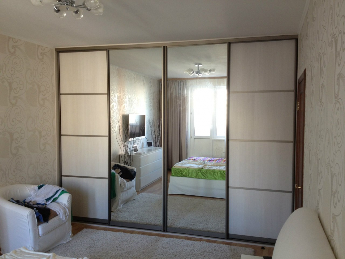 Armoire 4 portes