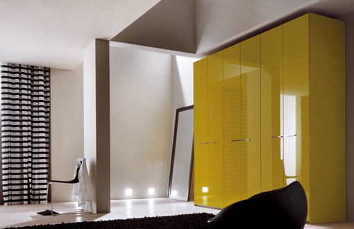 Armoire coulissante à portes multiples