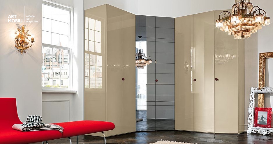 Armoire d'angle
