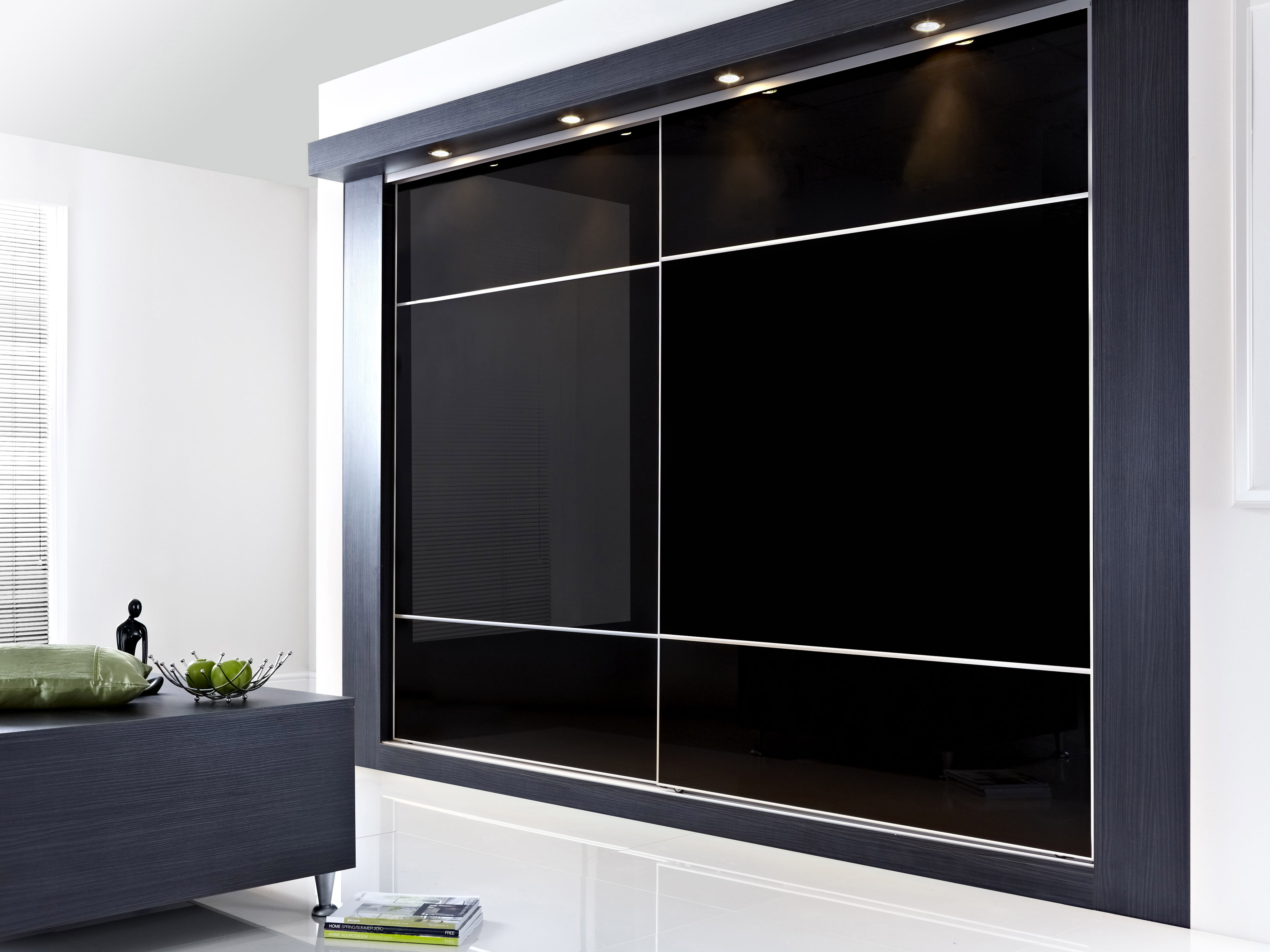 Armoire encastrée coulissante noire