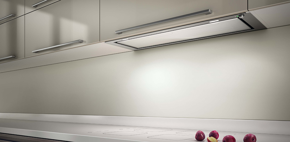 Hotte de cuisinière entièrement intégrée