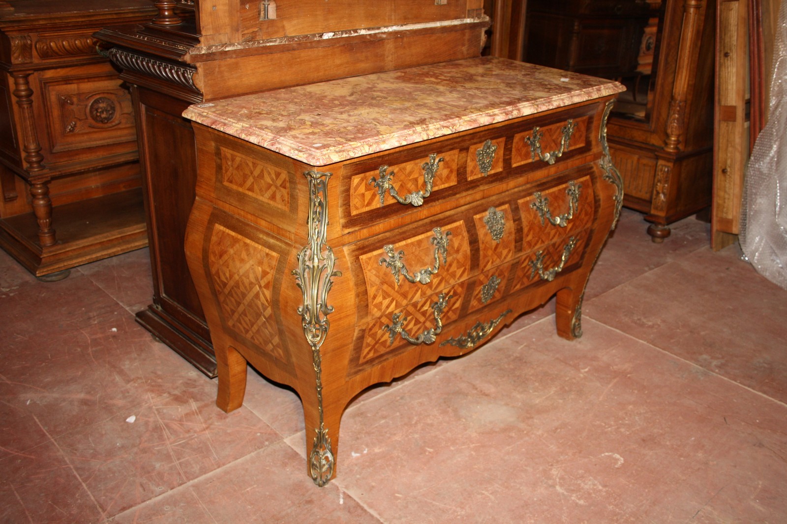 Commode ancienne