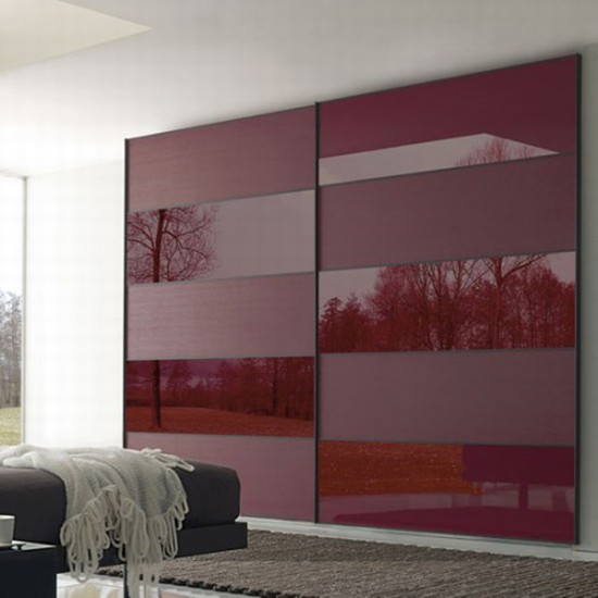 Armoire bordeaux