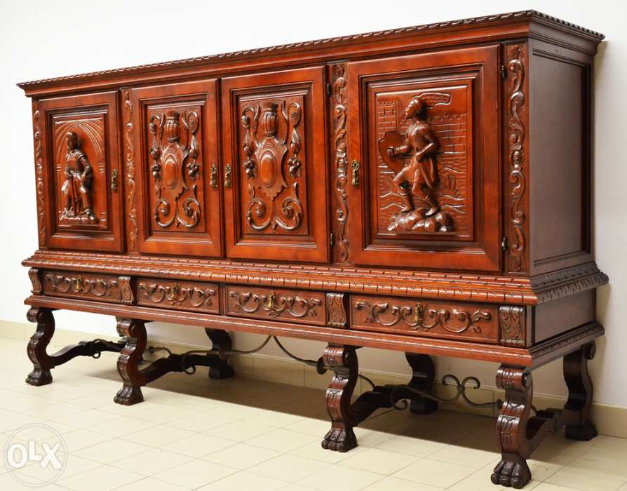 Commode néo-renaissance exquise
