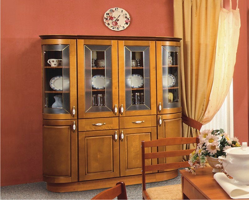 Armoire avec verre