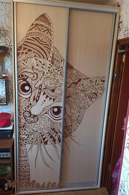 Armoire coulissante avec une aérographie
