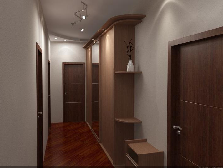 Armoire coulissante dans un couloir étroit