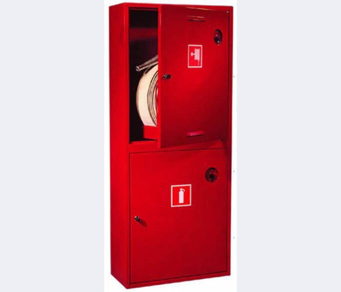 Armoire à deux sections