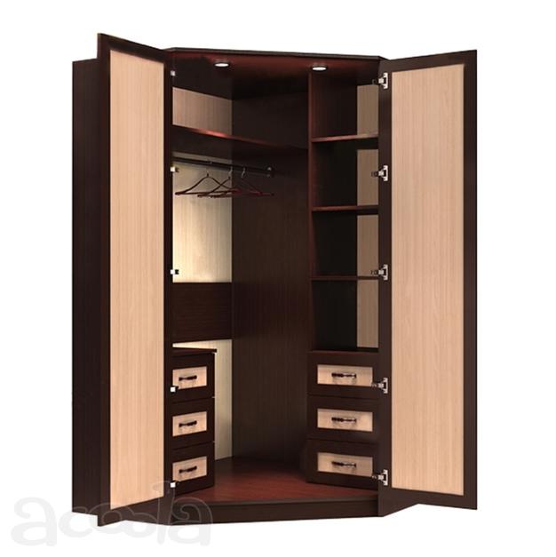 Armoire à portes battantes