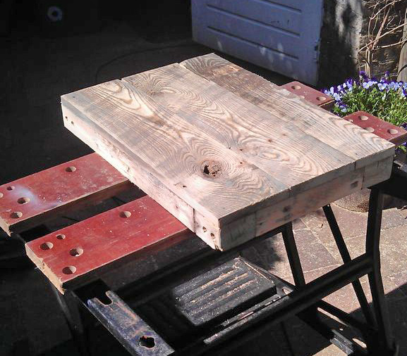 Assemblage de tables de chevet