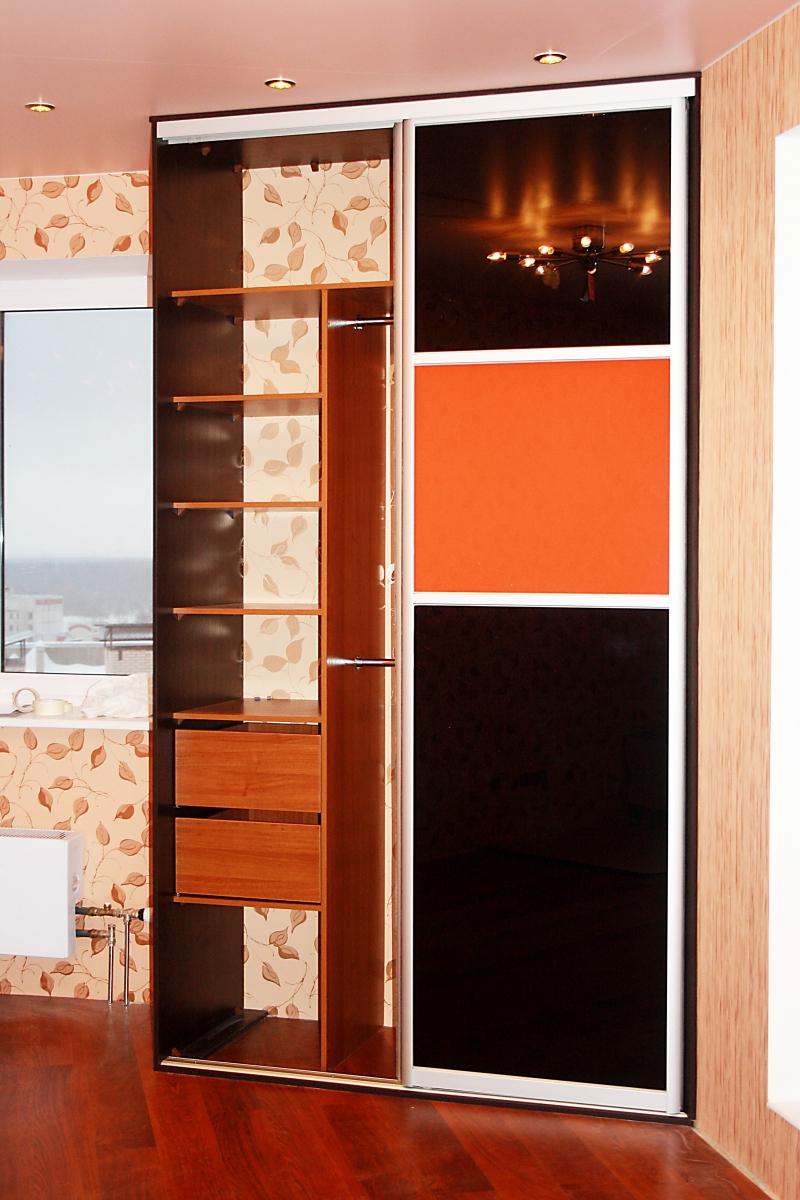 Armoires à chambre étroite