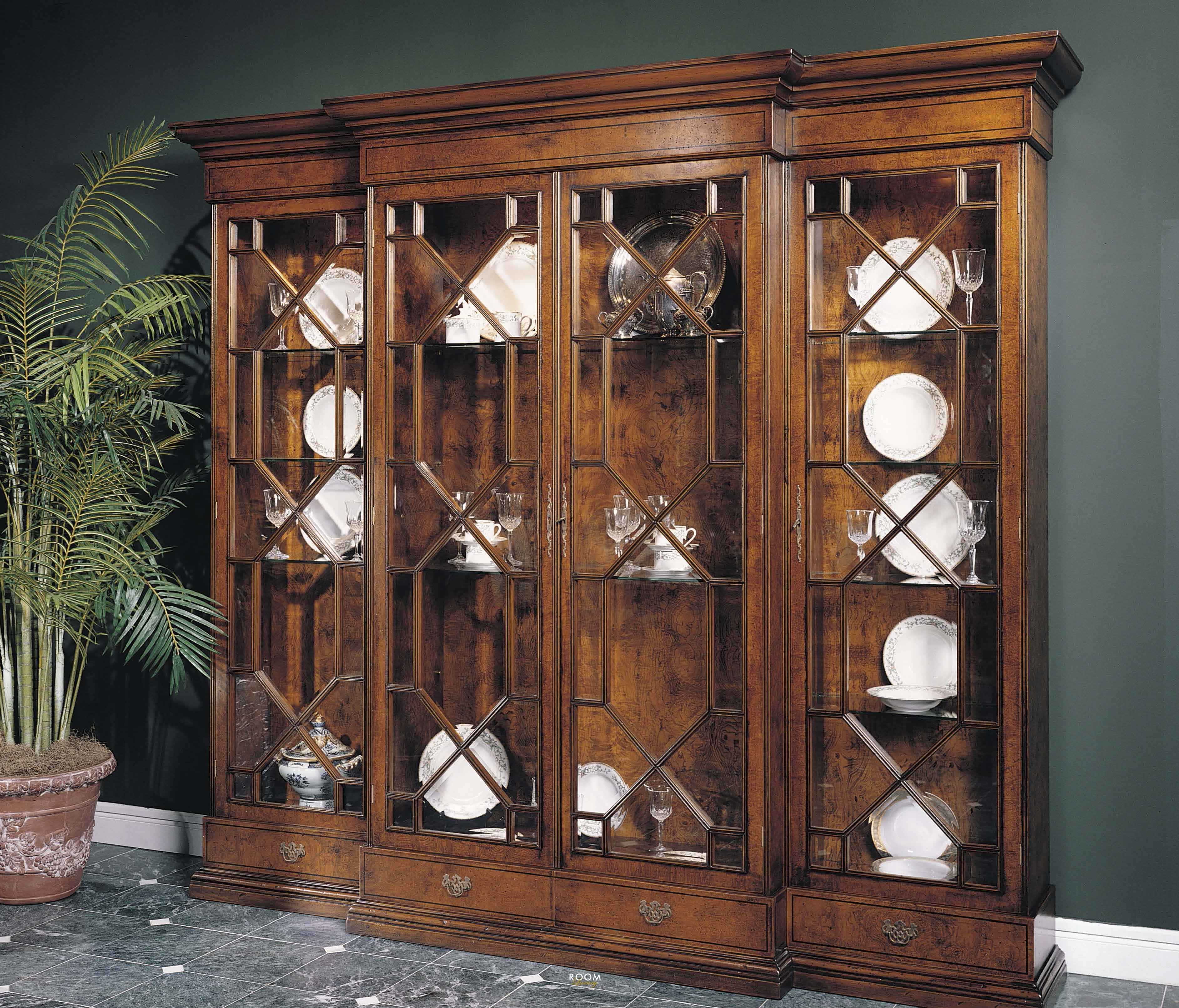 Vitrines et buffets