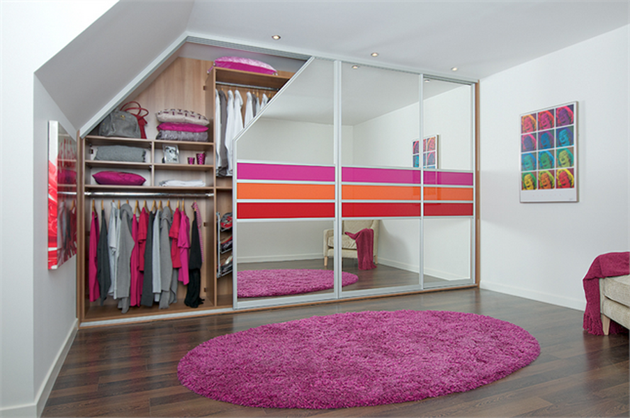 Armoire en miroir avec des accents lumineux